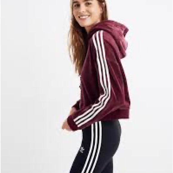 Adidas originals Velour Cropped Hoodie Sweatshirt Burgundy size Small - Picture 2 of 6